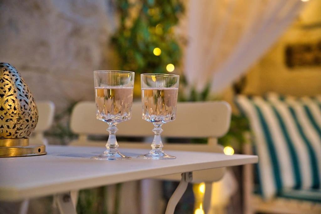 Appartement-Terrasse Centre Historique Uzès المظهر الخارجي الصورة