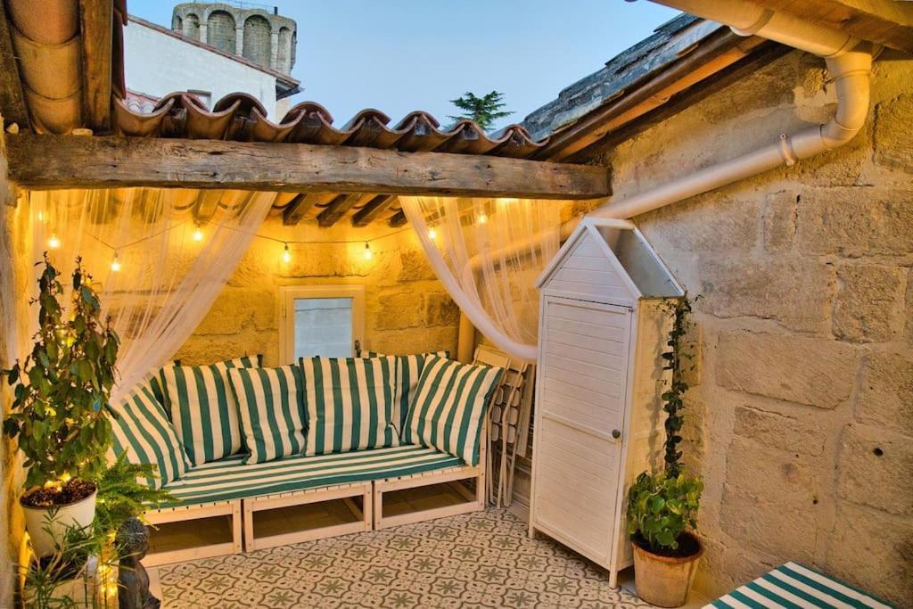 Appartement-Terrasse Centre Historique Uzès المظهر الخارجي الصورة